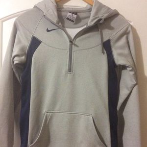 Nike Therma-fit hooded sweatshirt